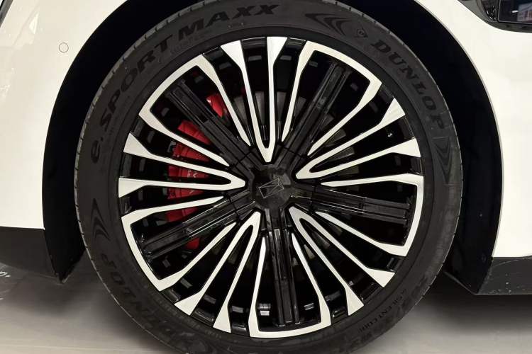 Used Avatr 12 2025 Max Extended-Range Edition