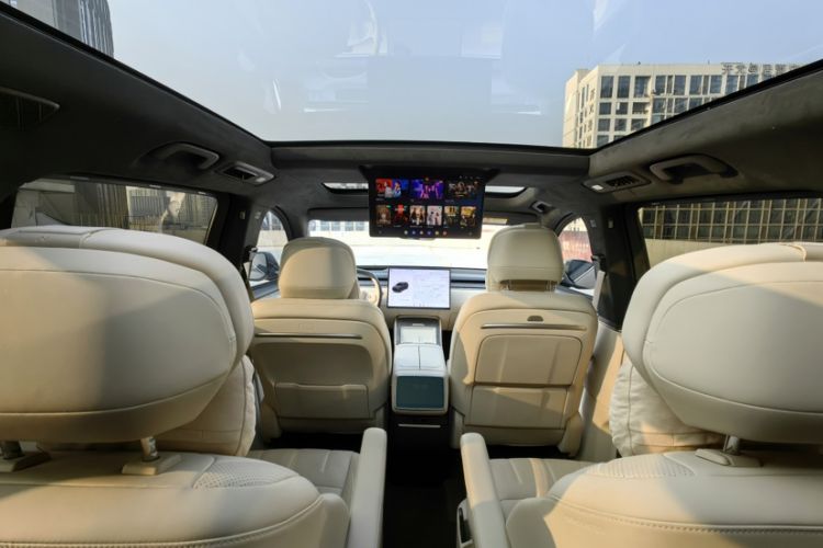 Used ONVO Luxeed L90 2025 Model—Ultra Six-Seater Version