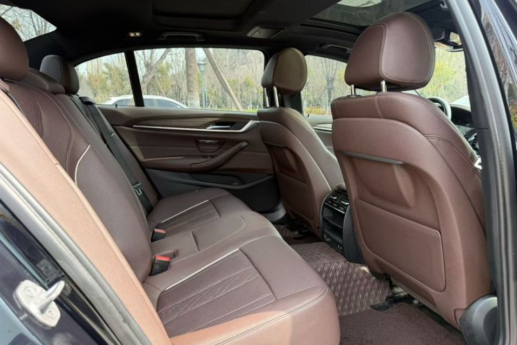 Used BMW 5 Series 2022 Restyled 530Li Leading Edition M Sport Package
