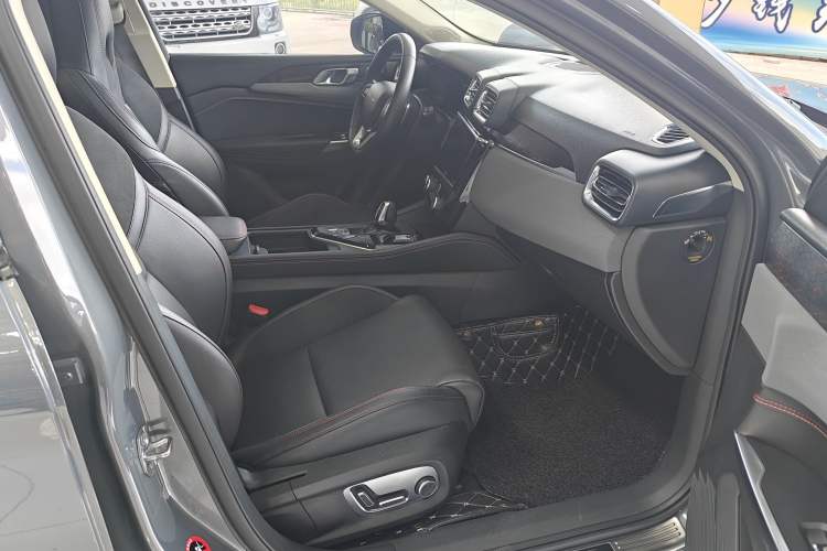 Used Lynk & Co 02 2019 High-Energy Edition 2.0T Automatic Two-Wheel Drive Pro Version China VI Standard