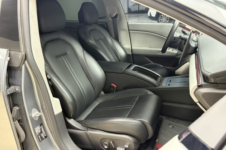 Used Zeekr 007 2024 Rear-Drive Enhanced Version 75 kWh Interior 3