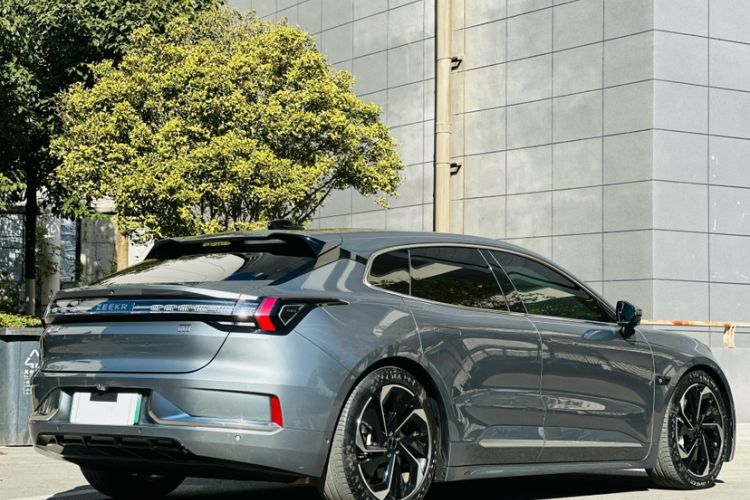 Used Zeekr 001 2022 Ultra-Long Range Dual-Motor YOU Version
