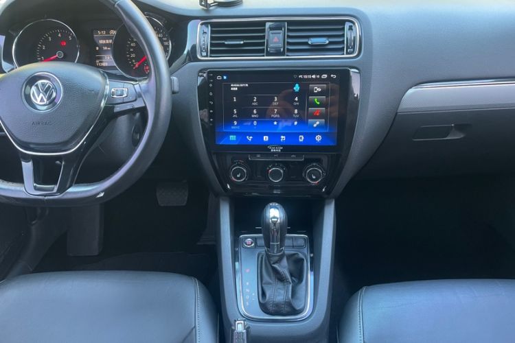 Used Volkswagen Sagitar 2017 180TSI Automatic Luxury Edition