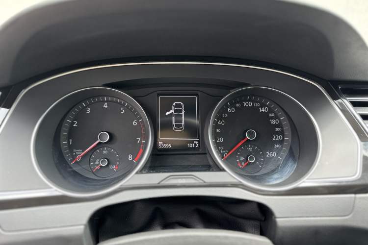 Used Volkswagen Magotan 2019 330TSI DSG Leading Model China VI Standard