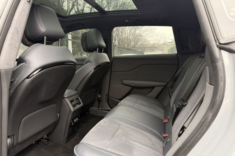 Used VOYAH COURAGE 2024 Long-Range Supercharge Edition Headliner