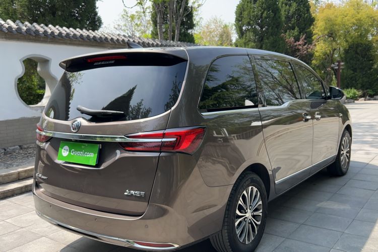 Used Buick GL8 2021 Land Cruiser Executive Class 652T Luxury Model Rear Right 45 Deg