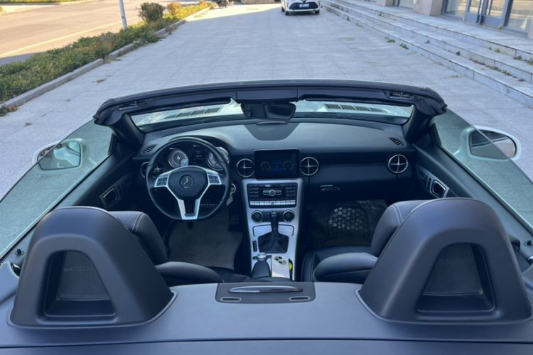 Used Mercedes-Benz SLK-Class 2011 SLK 200 Fashion Model