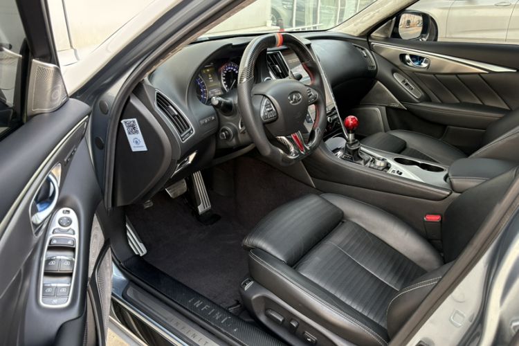 Used Infiniti Q50 2014 3.7L Luxury Sport Edition Interior 2