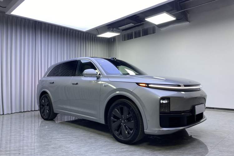 Used Li Auto L7 2025 Pro Smart Refresh Edition