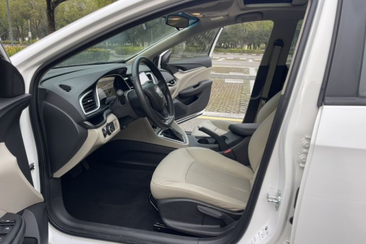 Used Buick GT 2017 15N Automatic Elite Version