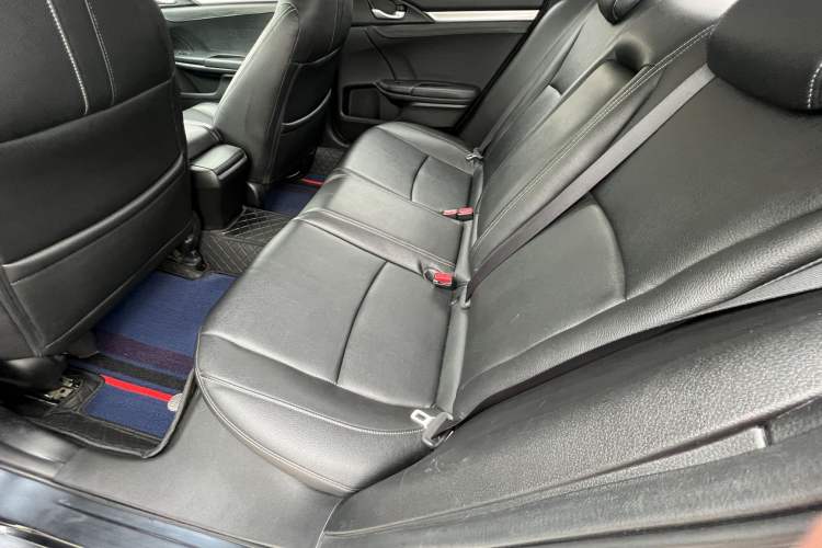 Used Honda Civic 2016 220TURBO CVT Luxury Edition