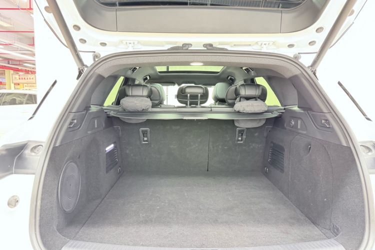 Used VOYAH FREE 2025 318 318 km Rear-Drive Touring Edition Trunk