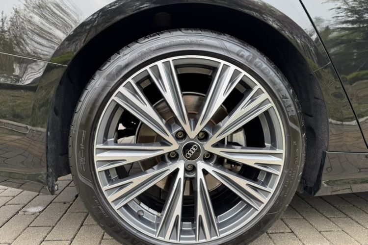 Used Audi A6L 2023 40 TFSI Luxury Dynamic Model
