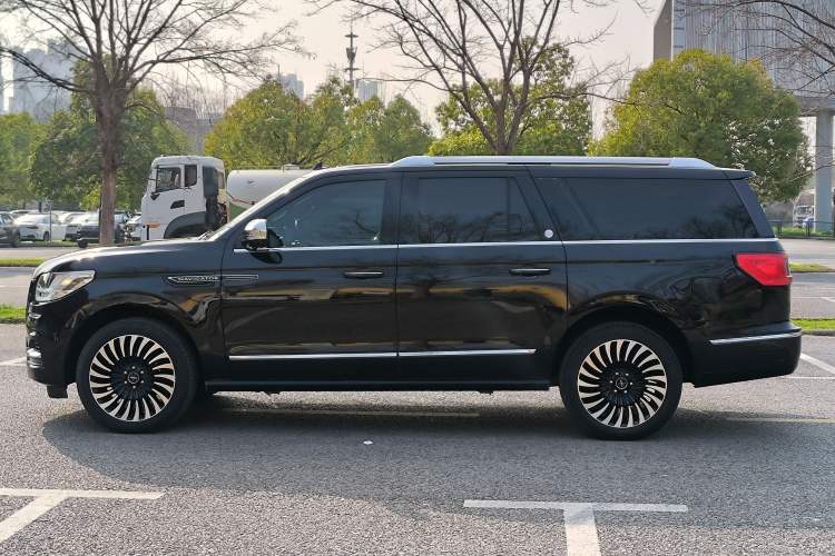 Used Lincoln Navigator 2020 3.5T Long-Wheelbase Presidential Edition
