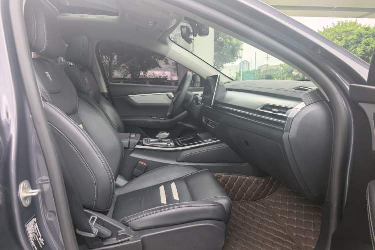 Used BYD Qin Pro New Energy 2019 DM Super Edition 1.5TI Automatic Smart Connect X-Trail Model China VI Standard Right Front Seat