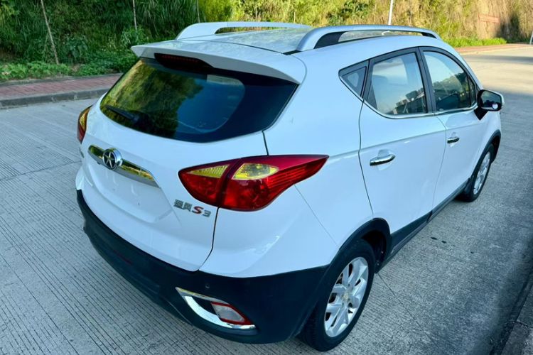 Used JAC Refine S3 2014 1.5L CVT Luxury Version