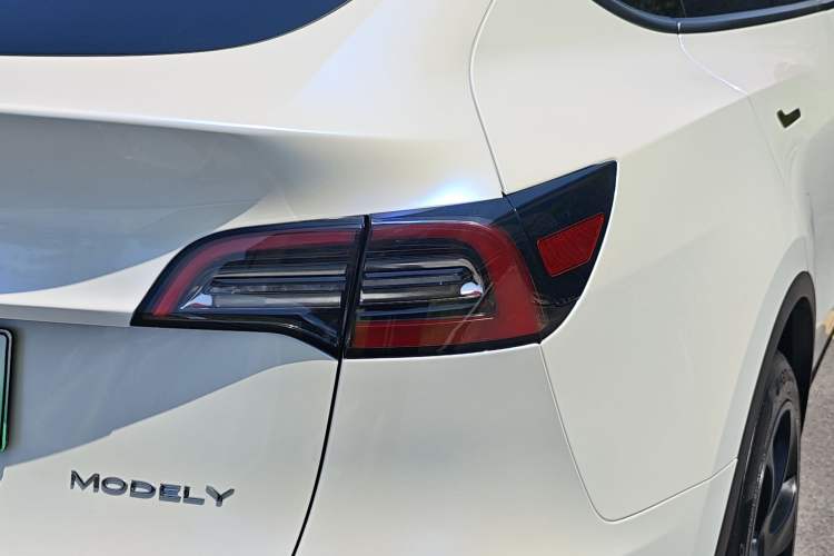 Used Tesla Model Y 2022 Revised Version Long-Range All-Wheel Drive
