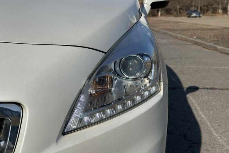 Used Peugeot 3008 2015 1.6THP Automatic Trend Edition
