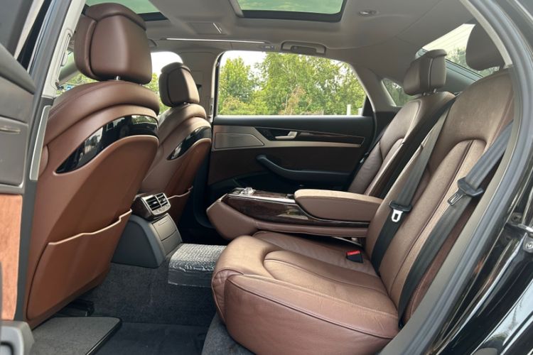 Used Audi A8 2016 A8L 45 TFSI quattro Comfort model
