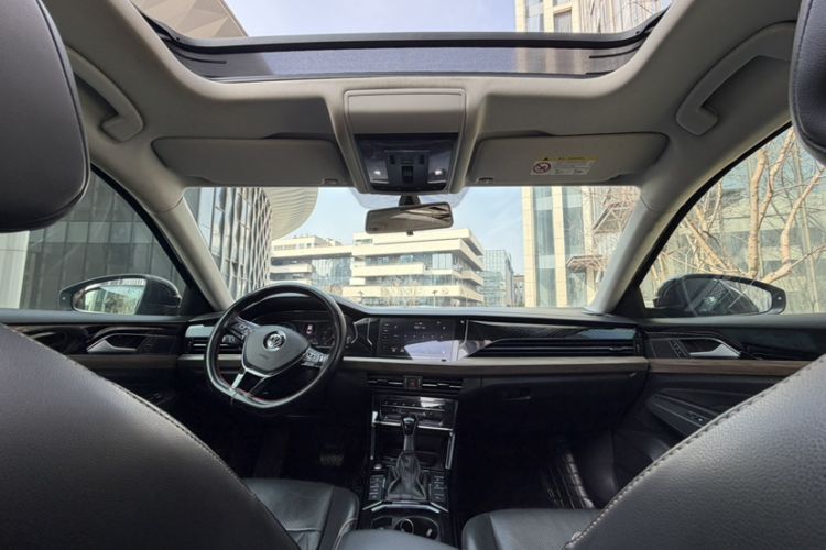 Used Volkswagen Passat New Energy 2020 430 PHEV Hybrid Luxury Edition China VI Standard Interior 4