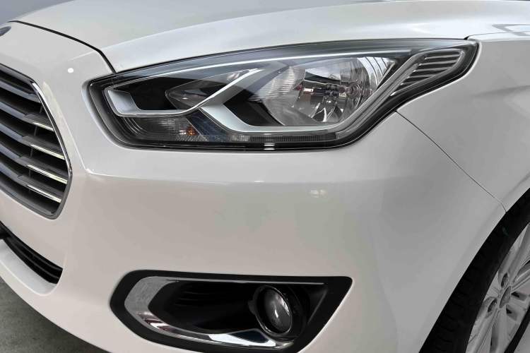 Used Ford Escort 2015 1.5L Automatic Fashion Model