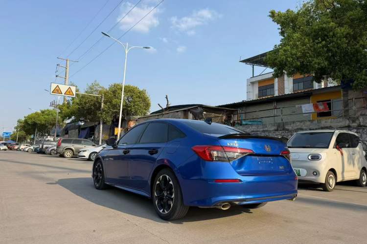 Used Honda Civic 2022 240TURBO CVT Dynamic Edition Exterior 3