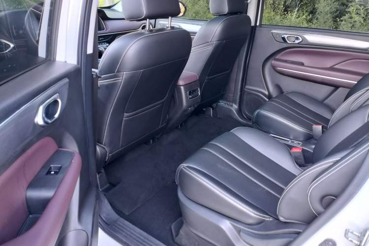 Used GAC Trumpchi M6 2021 270T DCT Luxury Edition (6-seater)