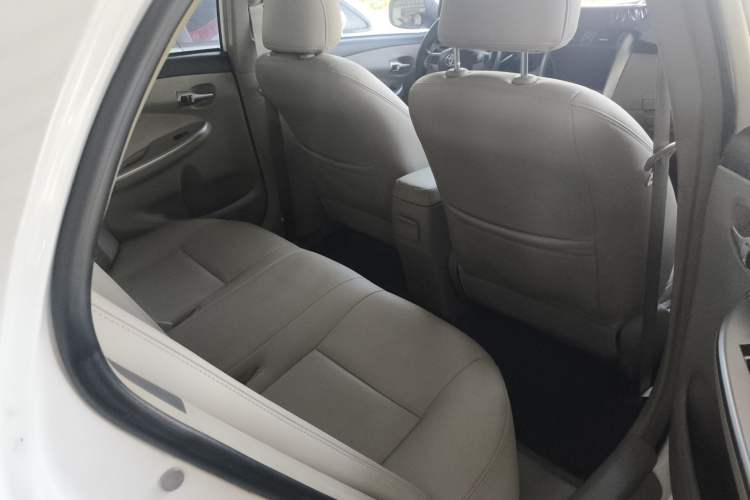 Used Toyota Corolla 2011 1.6L Manual GL