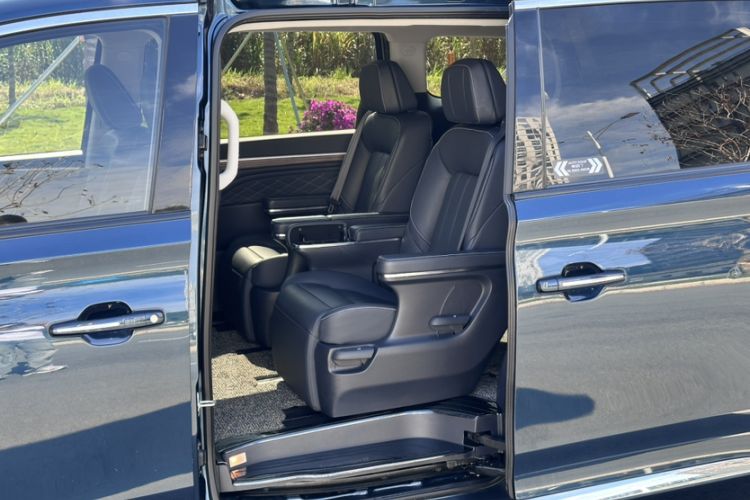 Used GAC Trumpchi M8 2019 320T Ultimate Edition
