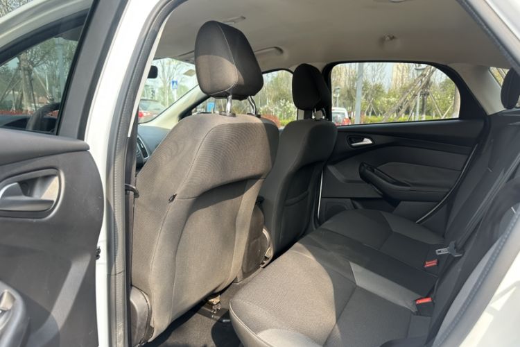 Used Ford Focus 2012 Hatchback 1.6L Automatic Comfort Model