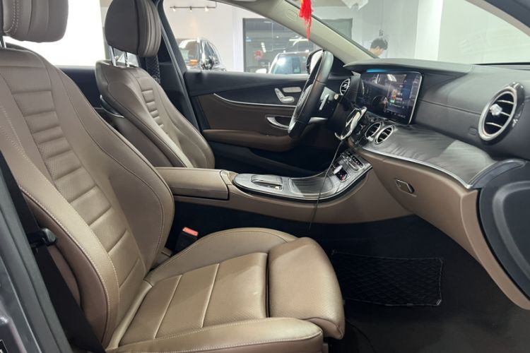 Used Mercedes-Benz E-Class 2019 E 200 L Sport Edition Interior 3