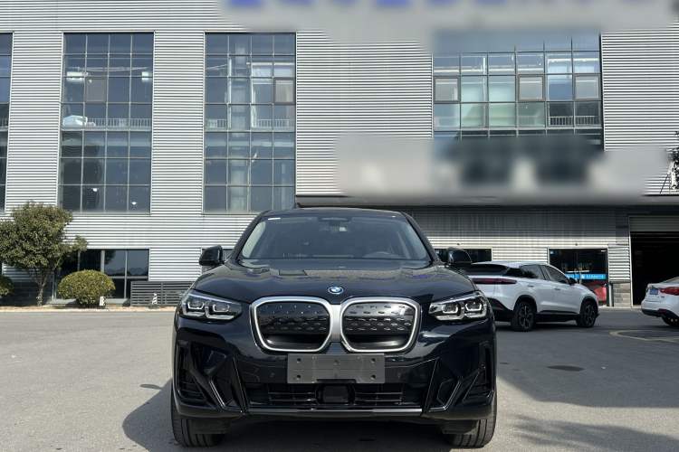 Used BMW iX3 2024 Leading Model