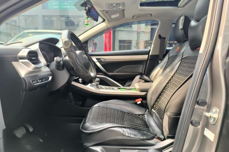 Used Geely Auto Coolray 2023 1.5T DCT Platinum Edition Interior 2