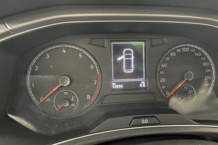 Used Volkswagen T-ROC 2018 230TSI DSG Two-Wheel Drive Advanced Version China V Standard