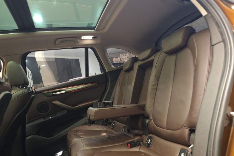 Used BMW X1 2016 sDrive18Li Luxury Model Interior 10