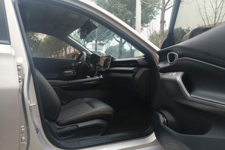 Used Baojun RC-5 2020 RC-5W 1.5T CVT Smart Luxury Edition
