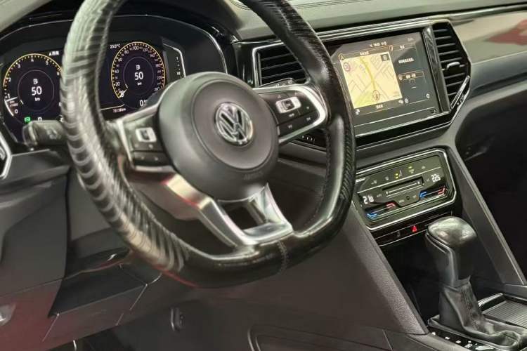 Used Volkswagen Teramont X 2020 Facelifted 330TSI Two-Wheel-Drive Luxury Edition
