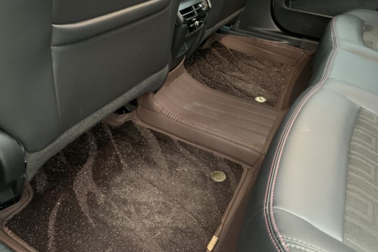 Used Ford Mondeo 2023 EcoBoost 245 Luxury Model Interior 9