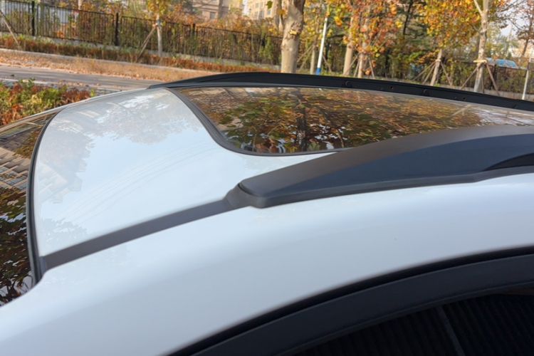 Used BYD Yuan New Energy 2018 EV360 Smart Connected Cool Model Roof