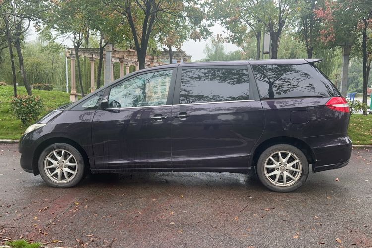 Used BYD M6 2013 2.4L Manual Luxury Model
