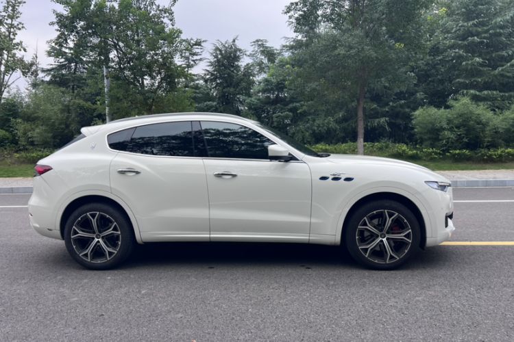 Used Maserati Levante 2022 2.0T GT Sharp Edition