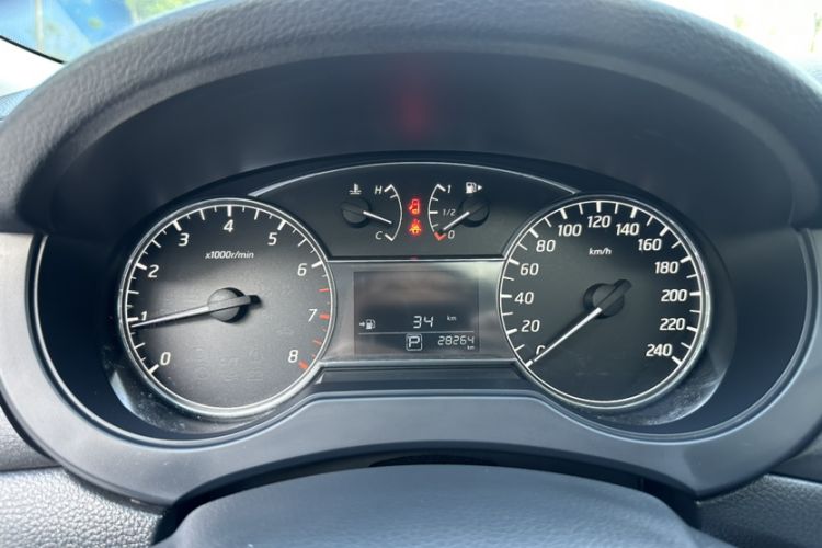 Used Nissan Tiida 2021 1.6L CVT Cool Edition Odometer Close Up