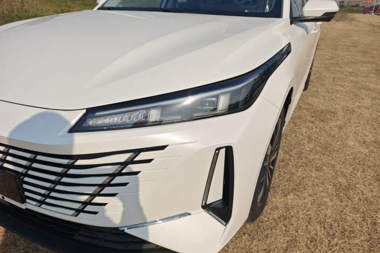 Used Changan UNI-V 2024 2.0T High-Performance Version