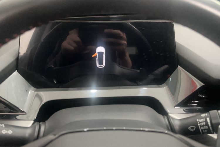 Used CHANGAN OSHAN Z6 2022 Blue Whale 1.5T DCT Smart Edition
