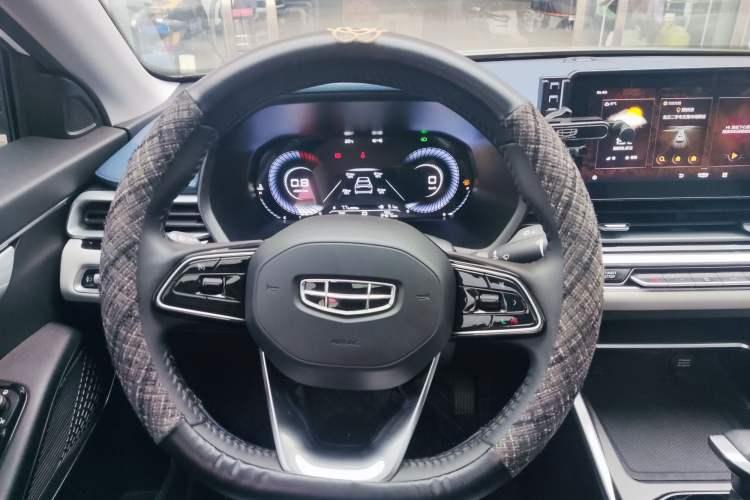 Used Geely Auto Emgrand 2022 4th Generation 1.5L CVT Flagship Model
