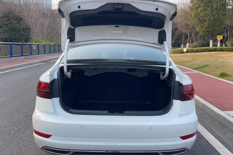 Used Volkswagen Sagitar 2019 280TSI DSG Luxury Version China VI Standard