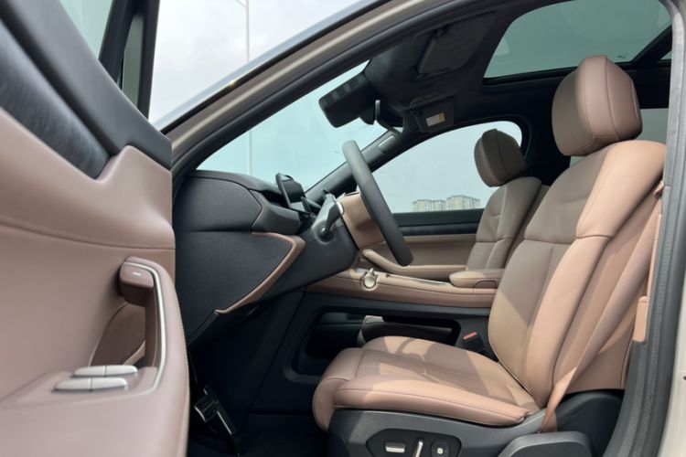 Used Nio ES8 2023 100kWh Interior 2