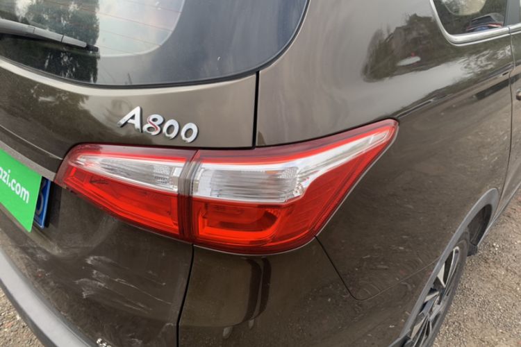 Used CHANGAN OSHAN A800 2017 1.5T Manual Luxury Model Exterior 4