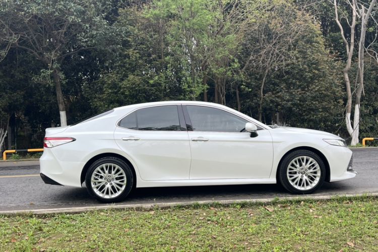 Used Toyota Camry 2019 Revised Version 2.5G Luxury Edition Exterior 3