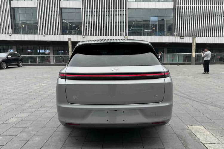 Used Li Auto L7 2023 Pro Model
